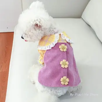 Весенне-летнее платье принцессы для девочек-собак, юбка с кружевными полями и цветочными украшениями, универсальное платье для выгула щенка-кролика на свежем воздухе