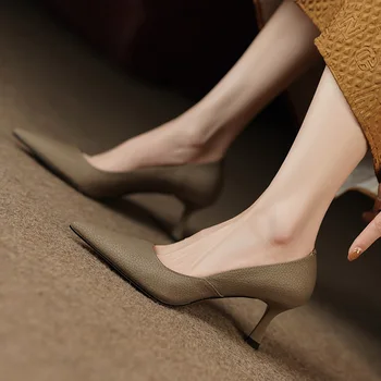 Весенняя женская обувь 2023 года, женские туфли из натуральной кожи на тонком каблуке с острым носком, однотонные женские туфли-лодочки ручной работы