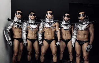 Сексуальный костюм gogo мужская мускулистая модель подиум серебряная технология Shang Yan Хэллоуин